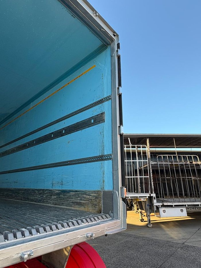 2016 Maxitrans St3 34 Pallet -18 Refrigerated B Double Double Stacker
