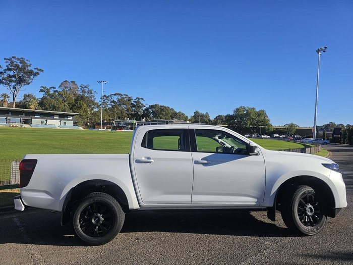 2025 Mazda BT-50 XT