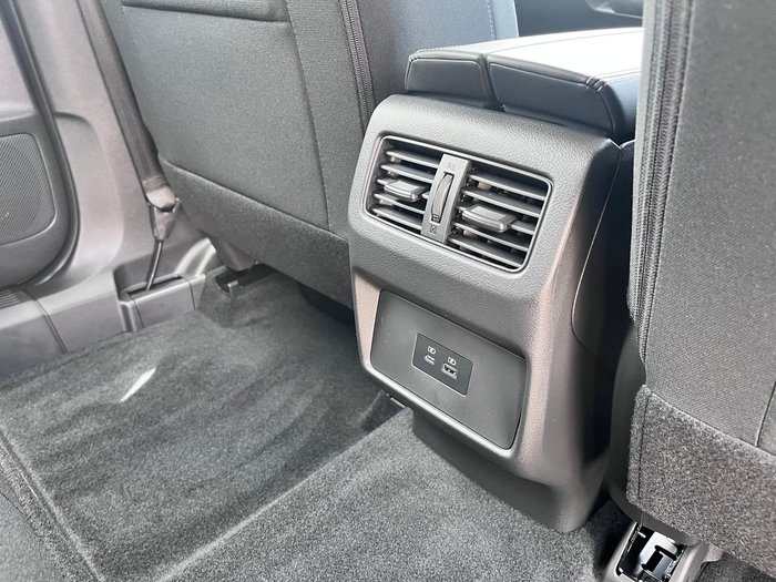 2025 Nissan X-TRAIL ST