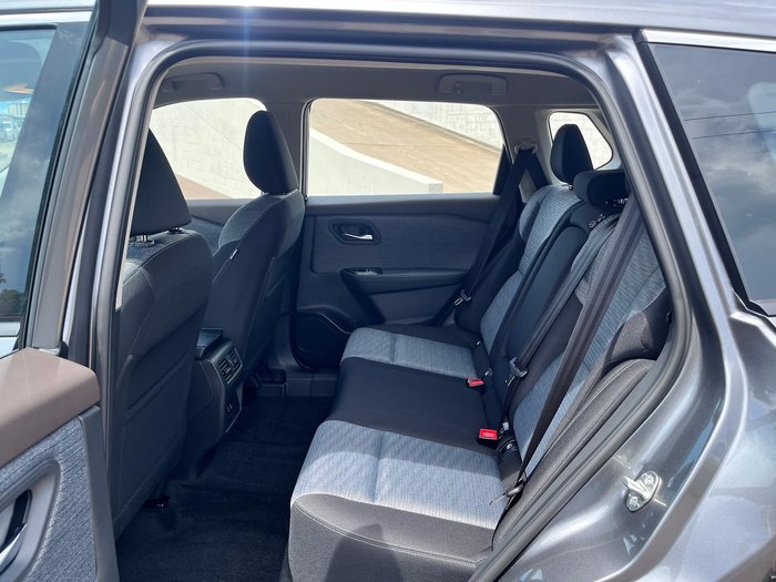 2025 Nissan X-TRAIL ST