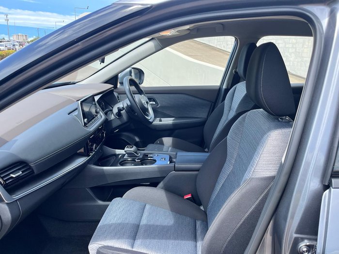2025 Nissan X-TRAIL ST
