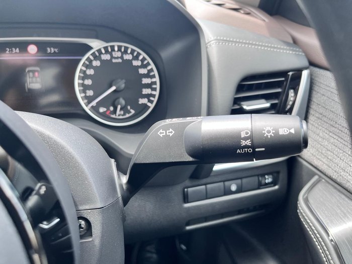 2025 Nissan X-TRAIL ST