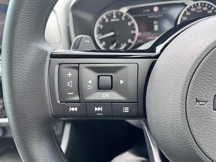 2025 Nissan X-TRAIL ST