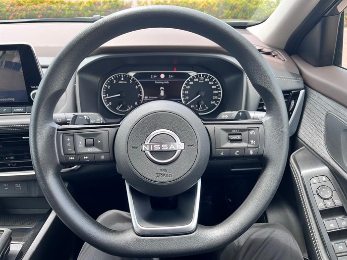 2025 Nissan X-TRAIL ST