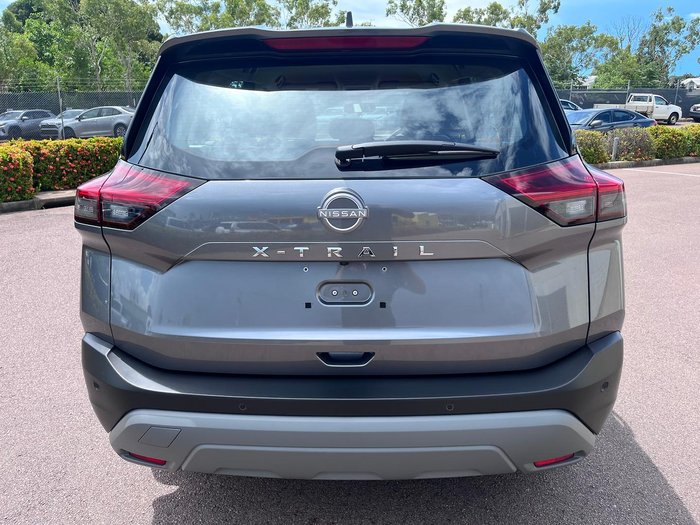 2025 Nissan X-TRAIL ST