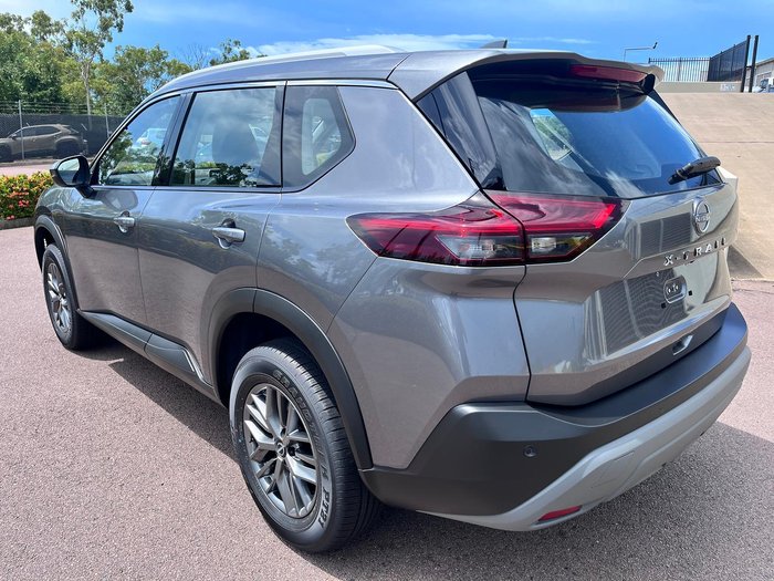 2025 Nissan X-TRAIL ST