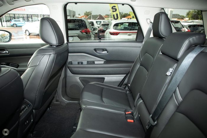 2024 Nissan Pathfinder Ti