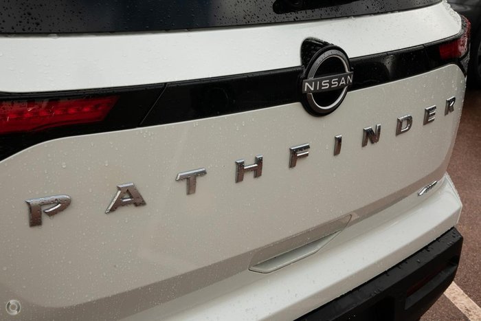 2024 Nissan Pathfinder Ti