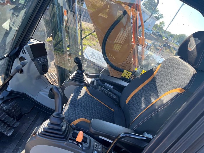 2023 CASE Cx210c
