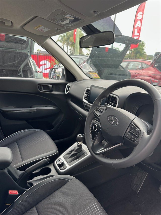 2024 Hyundai Venue Active QX.V5 MY25 ATLAS WHITE