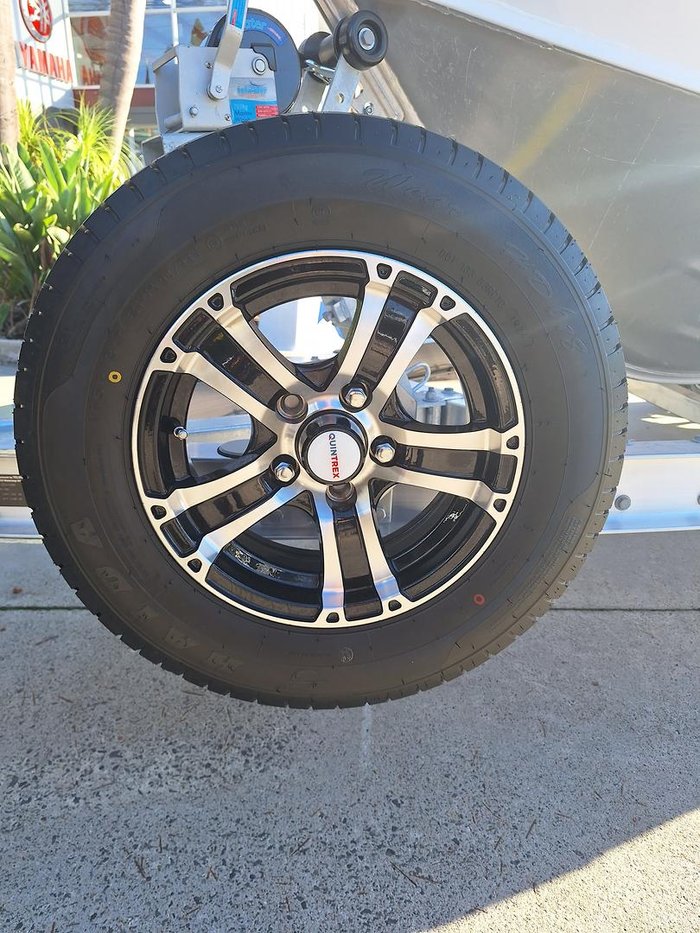 2025 QUINTREX 450 Fishabout