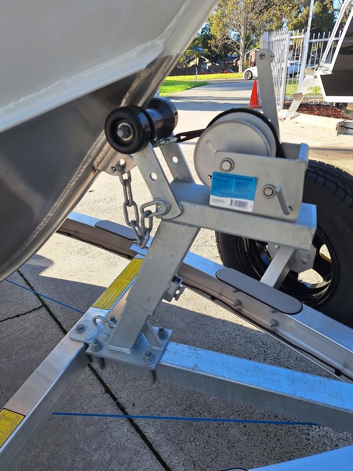 2025 QUINTREX 450 Fishabout