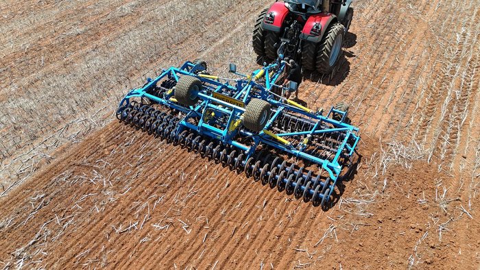 0 Farmet Softer Pro 800 Trailed Speed Disc BLUE