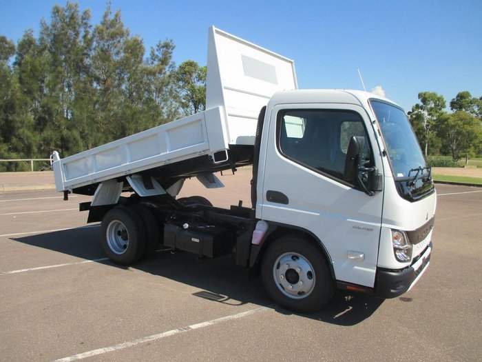 2024 Fuso Canter 615 615 city cab tipper White