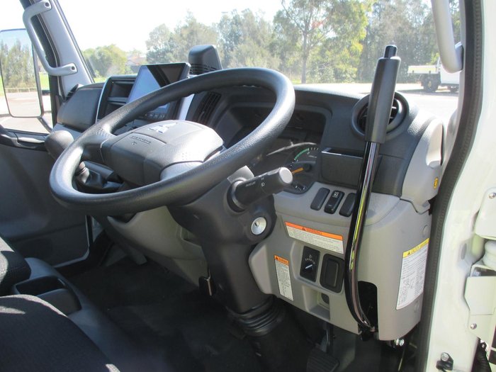 2024 Fuso Canter 615 615 city cab tipper White