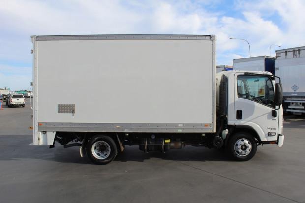 2019 Isuzu Npr 45 155