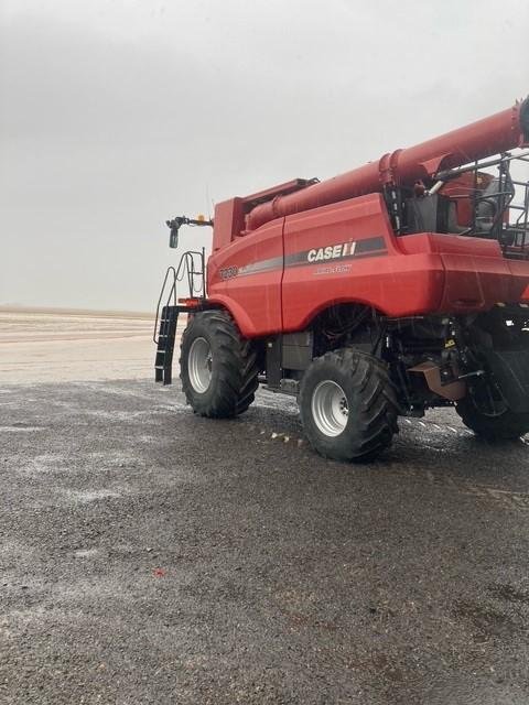 2014 CASE IH 7230 red