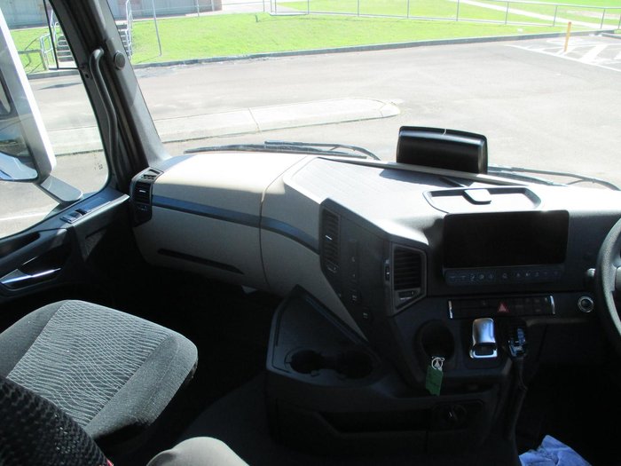 2024 Mercedes-Benz Actros 2653 white