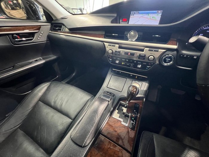 2014 Lexus ES 300h Sports Luxury AVV60R Onyx