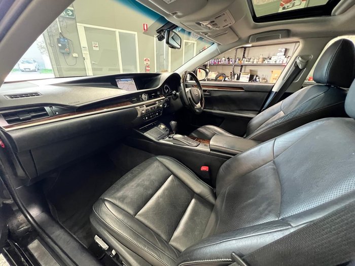 2014 Lexus ES 300h Sports Luxury AVV60R Onyx