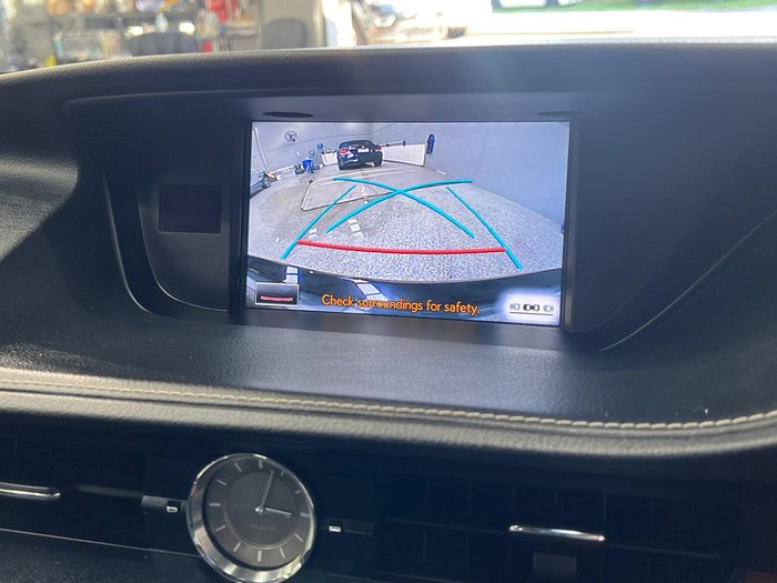 2014 Lexus ES 300h Sports Luxury AVV60R Onyx