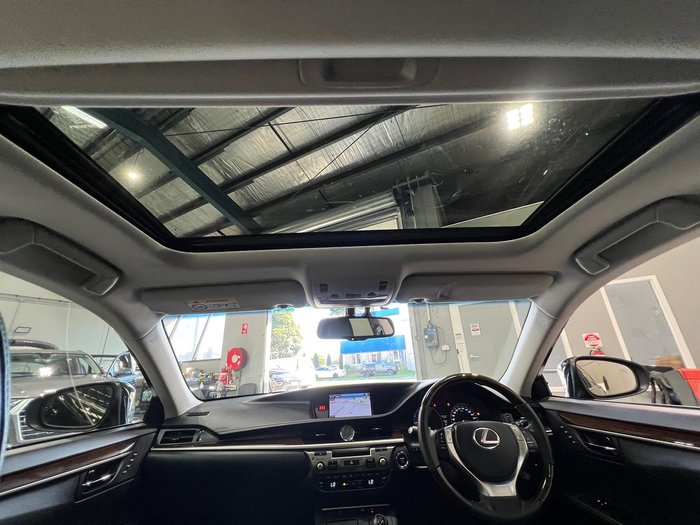 2014 Lexus ES 300h Sports Luxury AVV60R Onyx