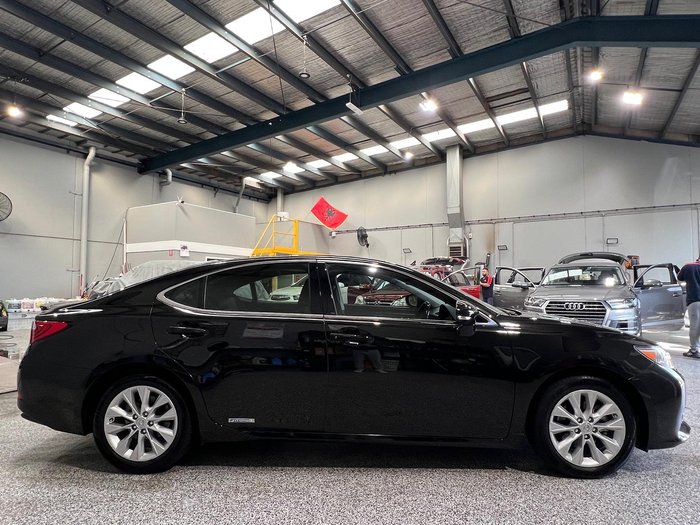 2014 Lexus ES 300h Sports Luxury AVV60R Onyx