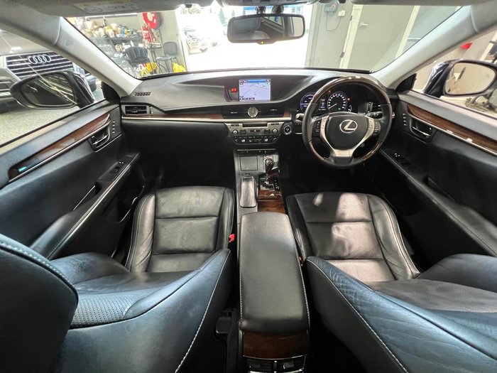 2014 Lexus ES 300h Sports Luxury AVV60R Onyx
