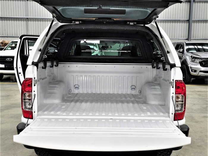 2021 Nissan Navara SL D23 MY21 4x2 Solid White