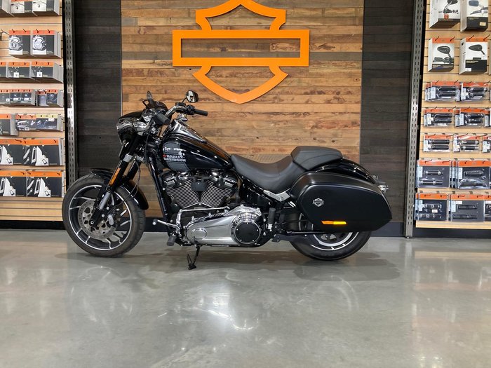2023 Harley-Davidson Sport Glide 107 (FLSB) Softail Black