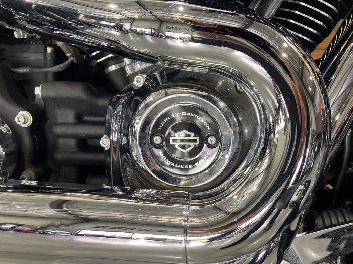 2023 Harley-Davidson Sport Glide 107 (FLSB) Softail Black