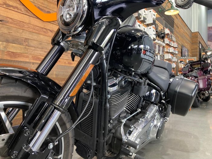 2023 Harley-Davidson Sport Glide 107 (FLSB) Softail Black