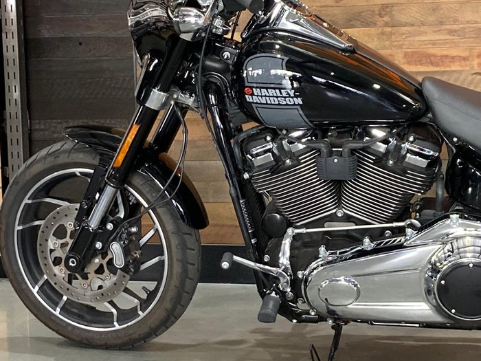 2023 Harley-Davidson Sport Glide 107 (FLSB) Softail Black
