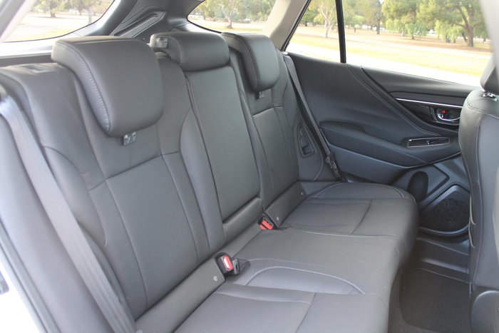 2024 Subaru Outback AWD Touring