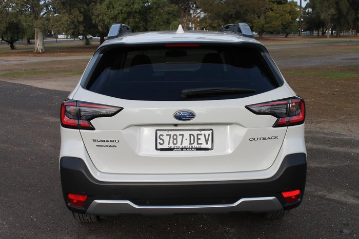 2024 Subaru Outback AWD Touring
