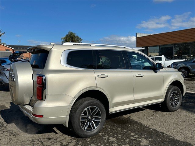 2025 GWM Tank 500 Ultra Hybrid P03 Four Wheel Drive DUNE GOLD