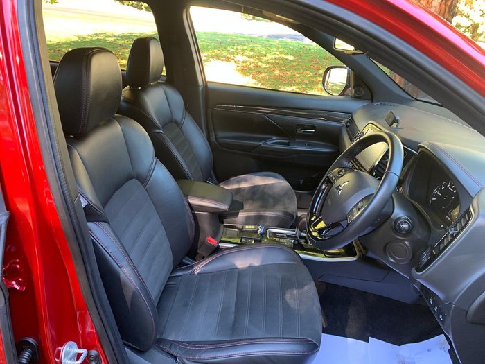 2021 Mitsubishi Outlander Black Edition ZL MY21 Red Diamond