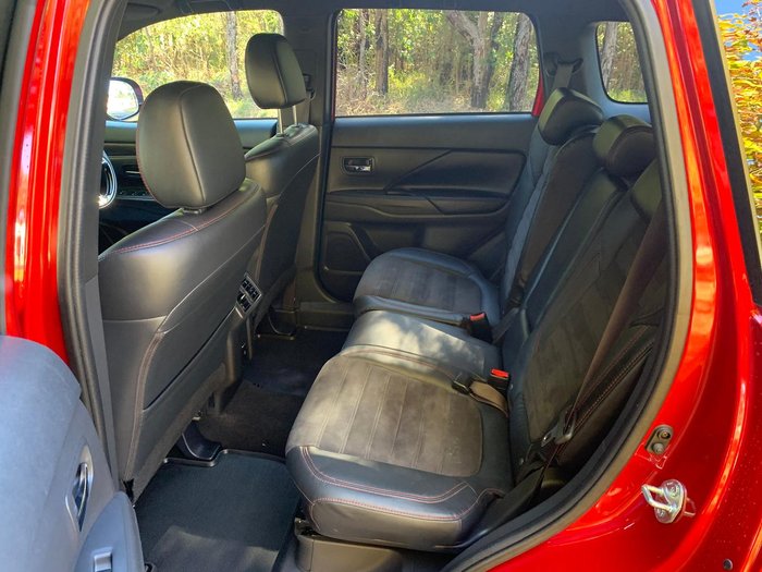 2021 Mitsubishi Outlander Black Edition ZL MY21 Red Diamond