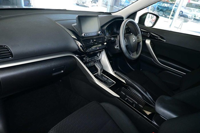 2024 Mitsubishi Eclipse Cross ES