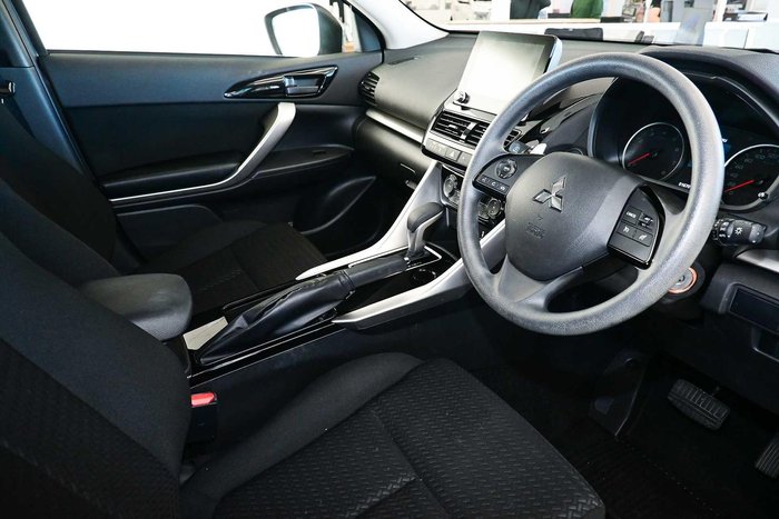 2024 Mitsubishi Eclipse Cross ES