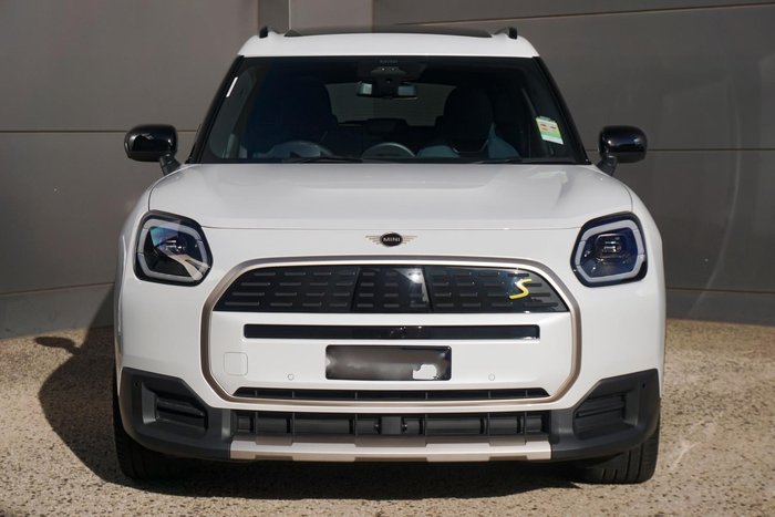 2024 MINI Countryman SE Favoured