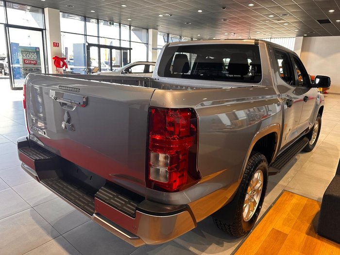 2024 Mitsubishi Triton GLX+