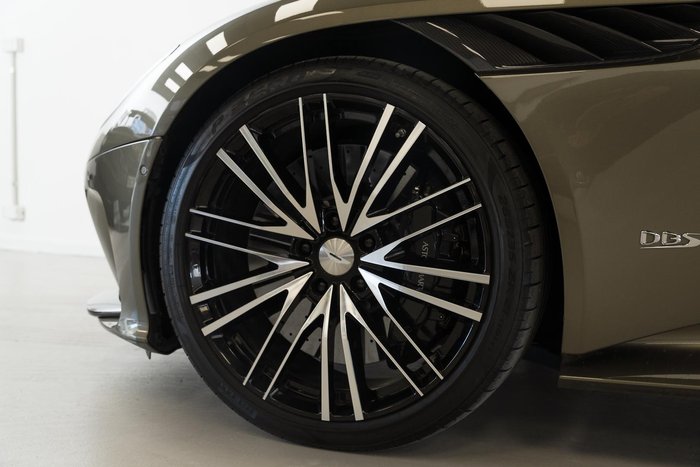 2021 Aston Martin DBS Superleggera MY21 Olive Green