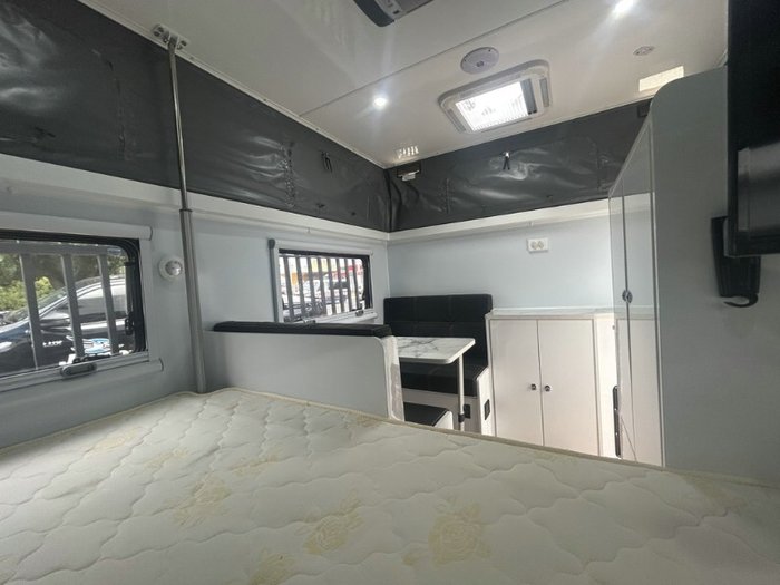 2023 MDC XT10E 15 Year An