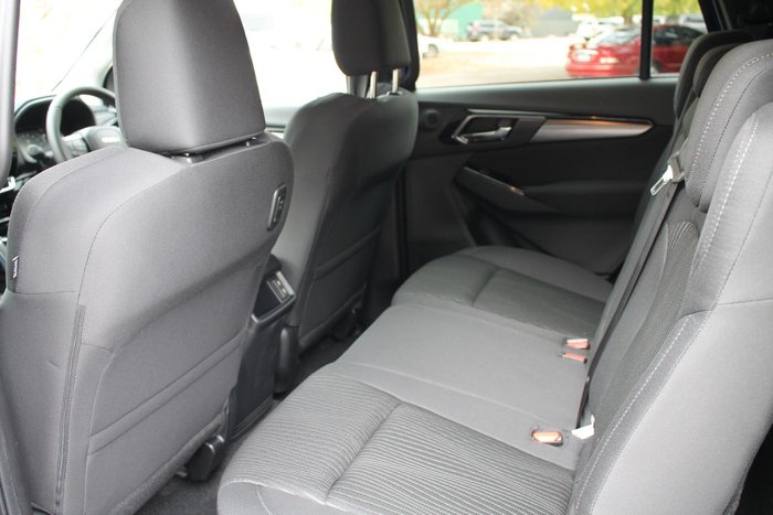 2025 Isuzu MU-X LS-U