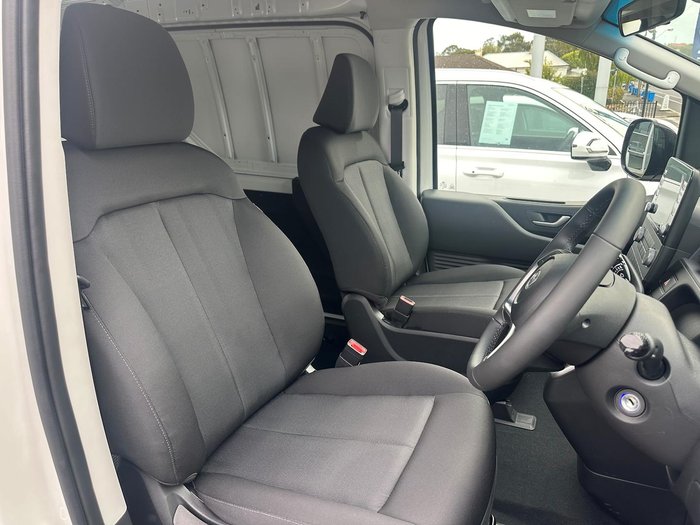 2024 Hyundai STARIA LOAD 