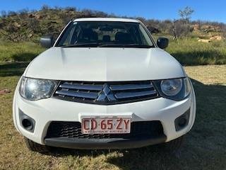 2014 Mitsubishi Triton GLX MN MY15 4X4 Dual Range White