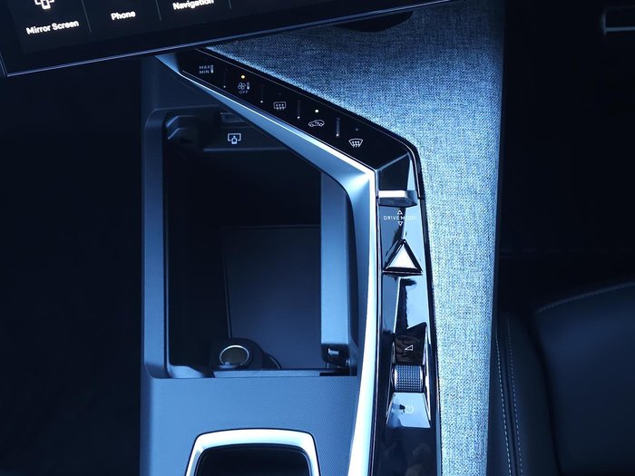 2025 Peugeot 3008 GT Premium Hybrid