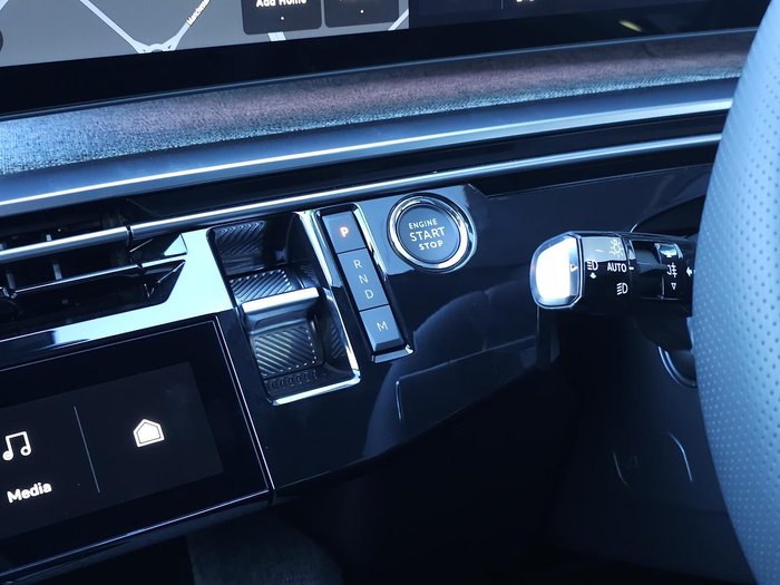 2025 Peugeot 3008 GT Premium Hybrid