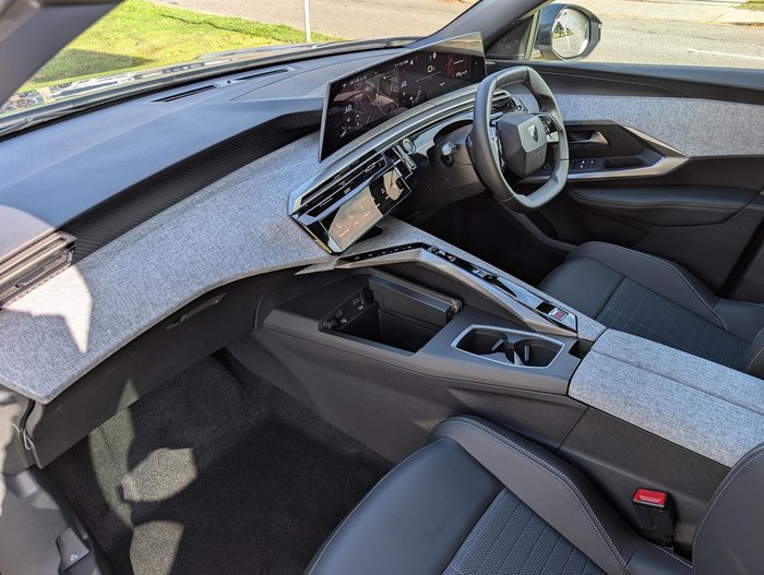 2025 Peugeot 3008 Allure Hybrid P64 MY25 Titanium Grey